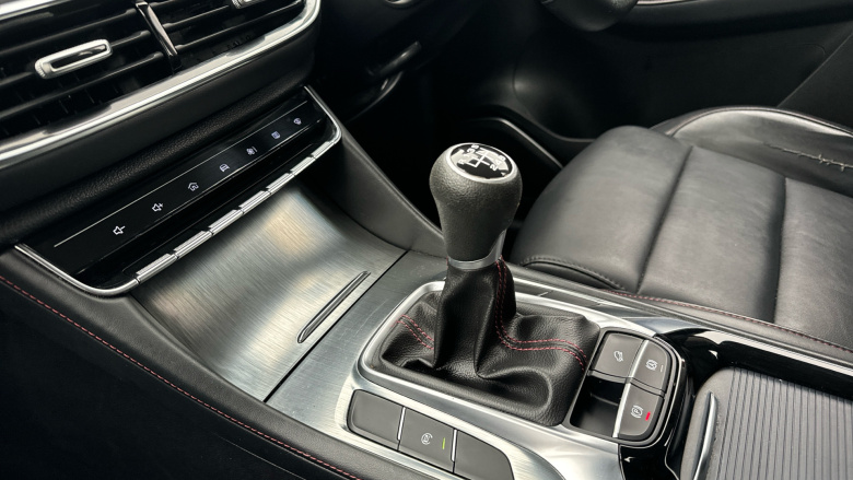 MG Hs 1.5 T-GDI Excite 5dr Petrol Hatchback